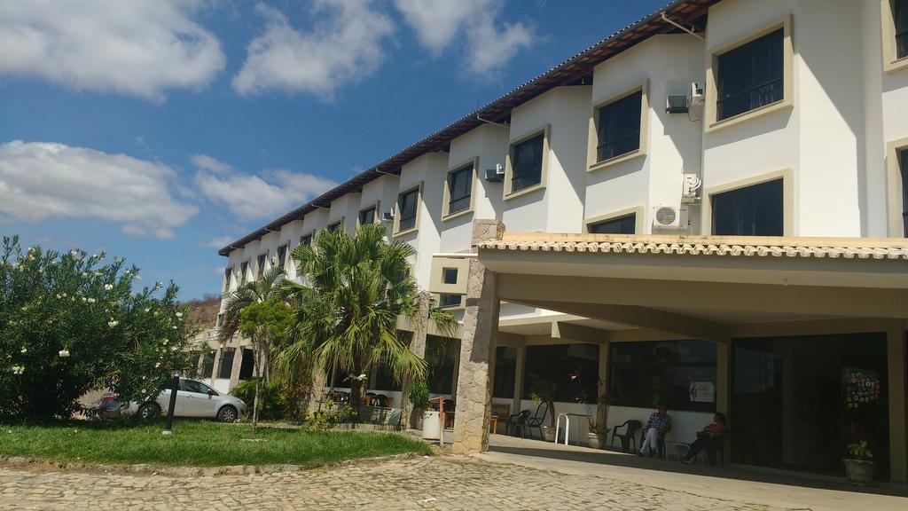 Pousada Das Araras Itaobim Exterior photo